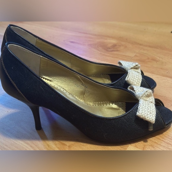 J.Crew Collection Blue Denim Peep Toe Heels Size 8.5 Bow Accent Made in Italy - Picture 4 of 10